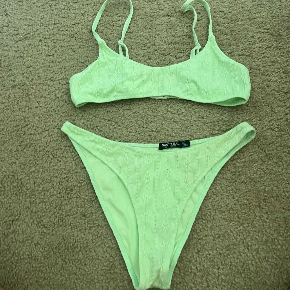 Nasty Gal Lime Green Bikini - Picture 1 of 3